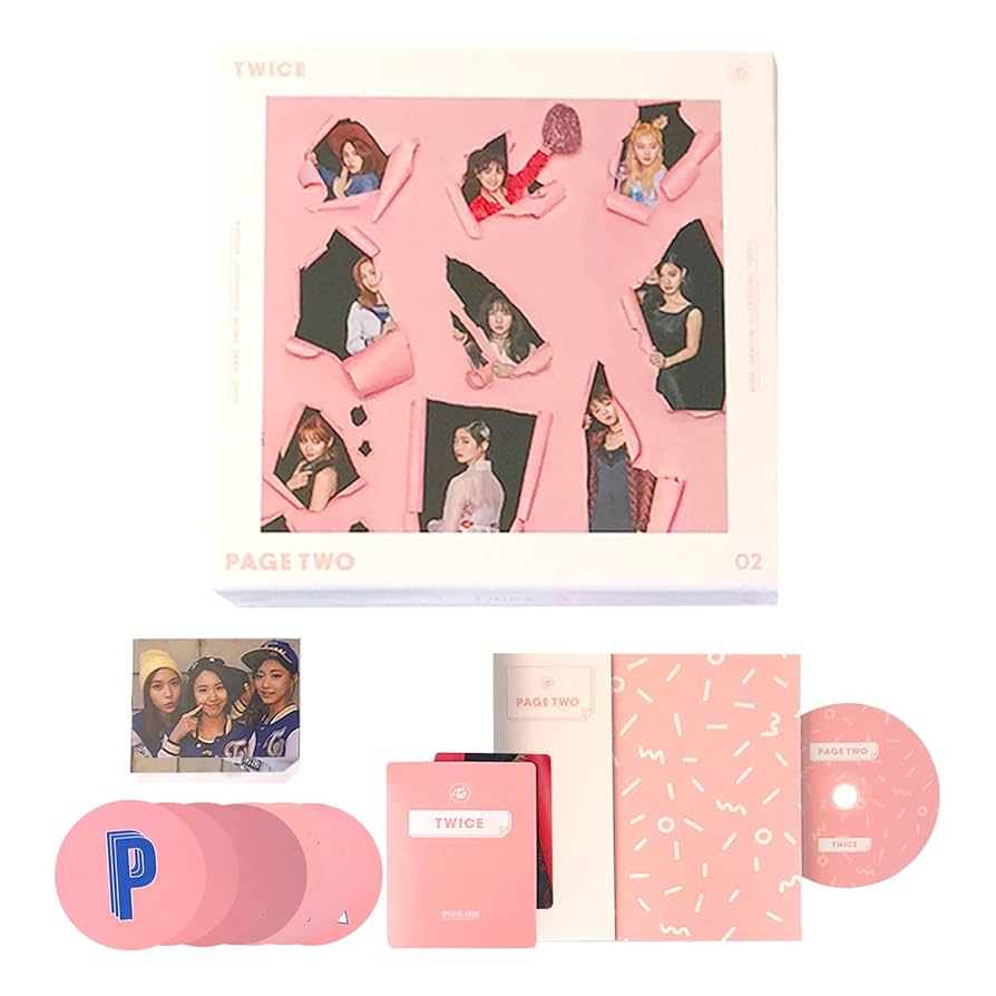 TWICE PAGE TWO サイン入りアルバム 非売品（ピンク） TWICE PAGE TWO サイン入りアルバム 非売品（ピンク）